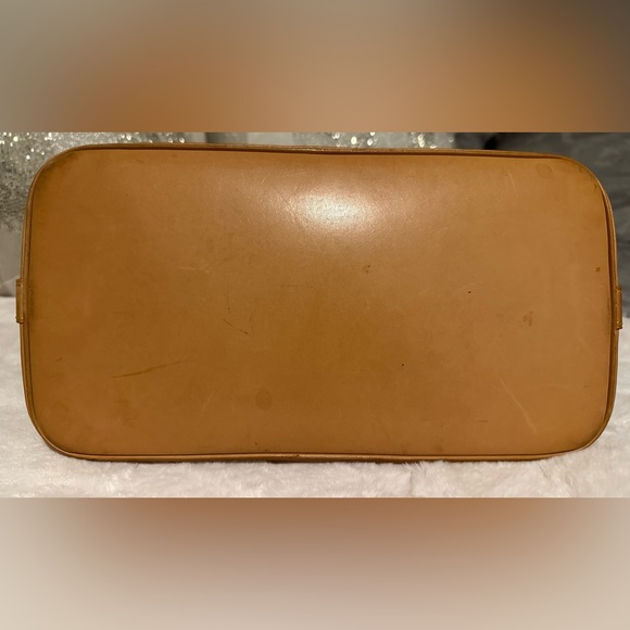 LOUIS VUITTON Monogram Alma Hand Bag.                    (made in France ) - Picture 16 of 16